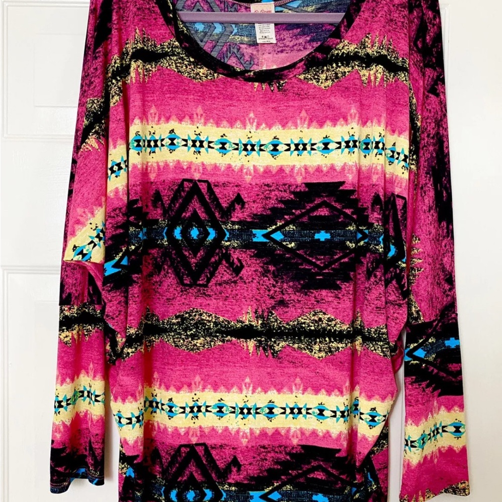R Rouge Vtg Blouse Size 3XL Pink Yellow Aztec Print Top